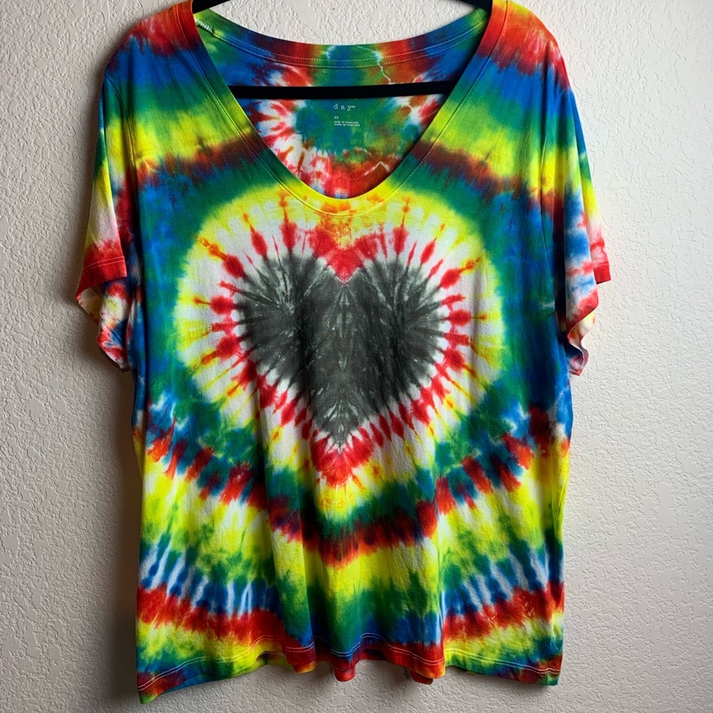 Heart Tie Dye Rainbow Plus Size 2X